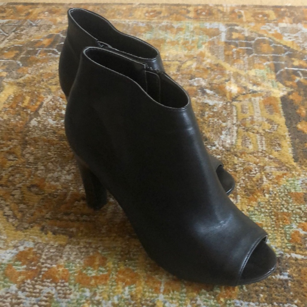 Express Heels